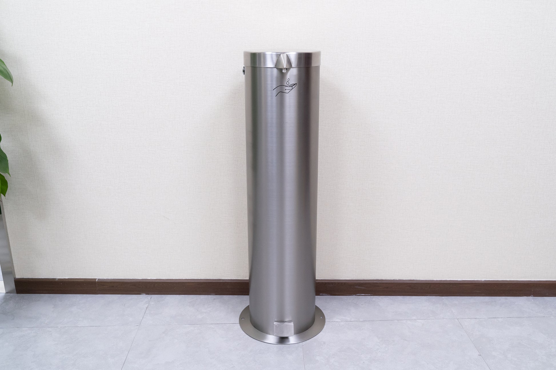 Foot pedal activated Sanitizer station, outdoor, 5L capacity silver